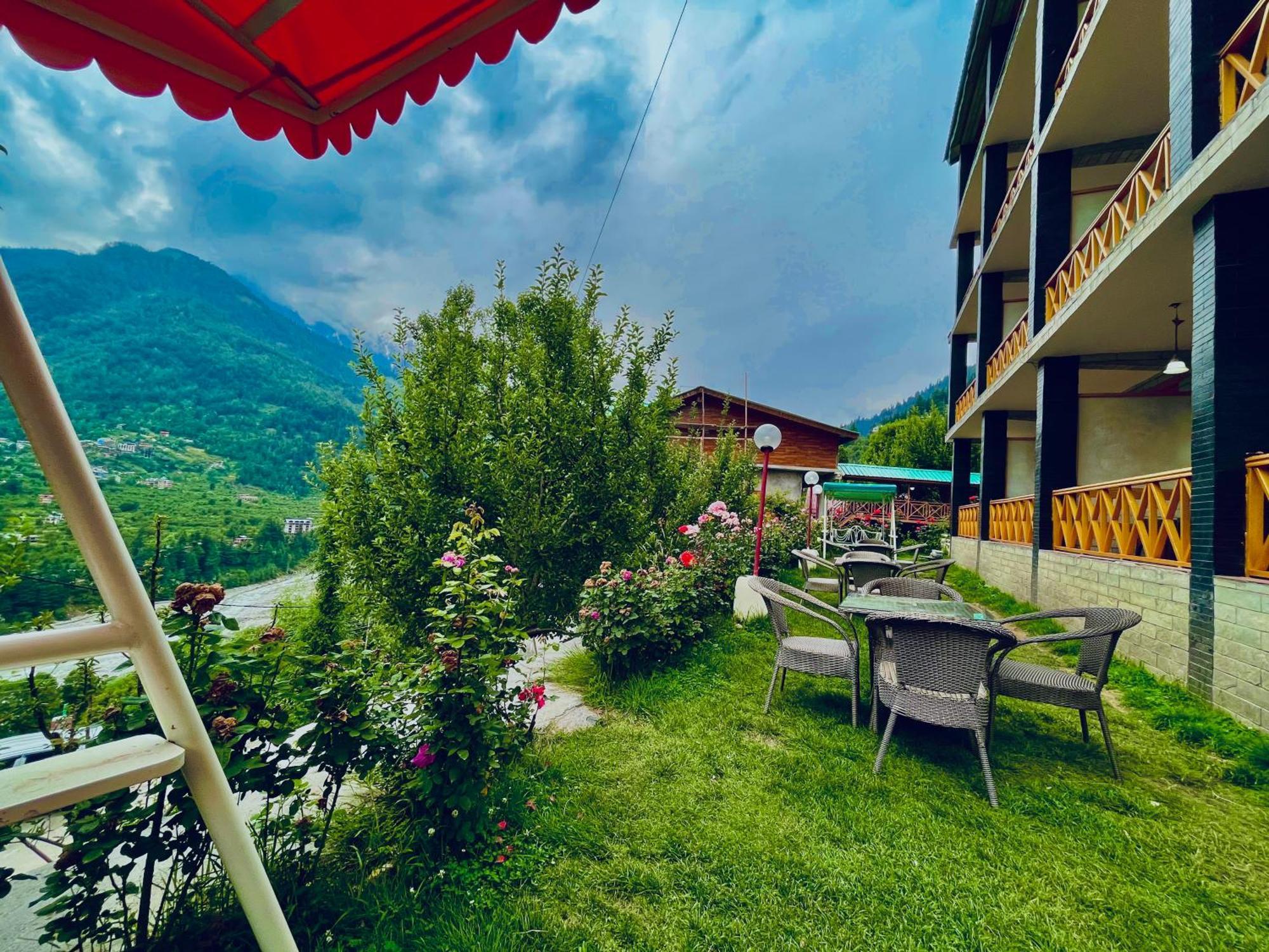 Naina Deventure Resort, Manali - Premium Rooms With Centrally Heated & Scenic View Εξωτερικό φωτογραφία