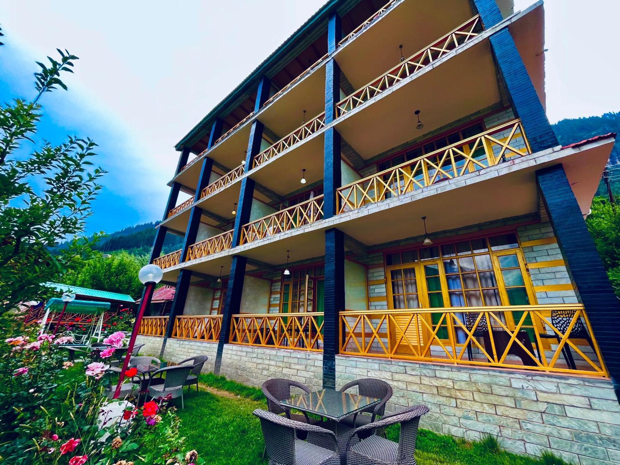 Naina Deventure Resort, Manali - Premium Rooms With Centrally Heated & Scenic View Εξωτερικό φωτογραφία