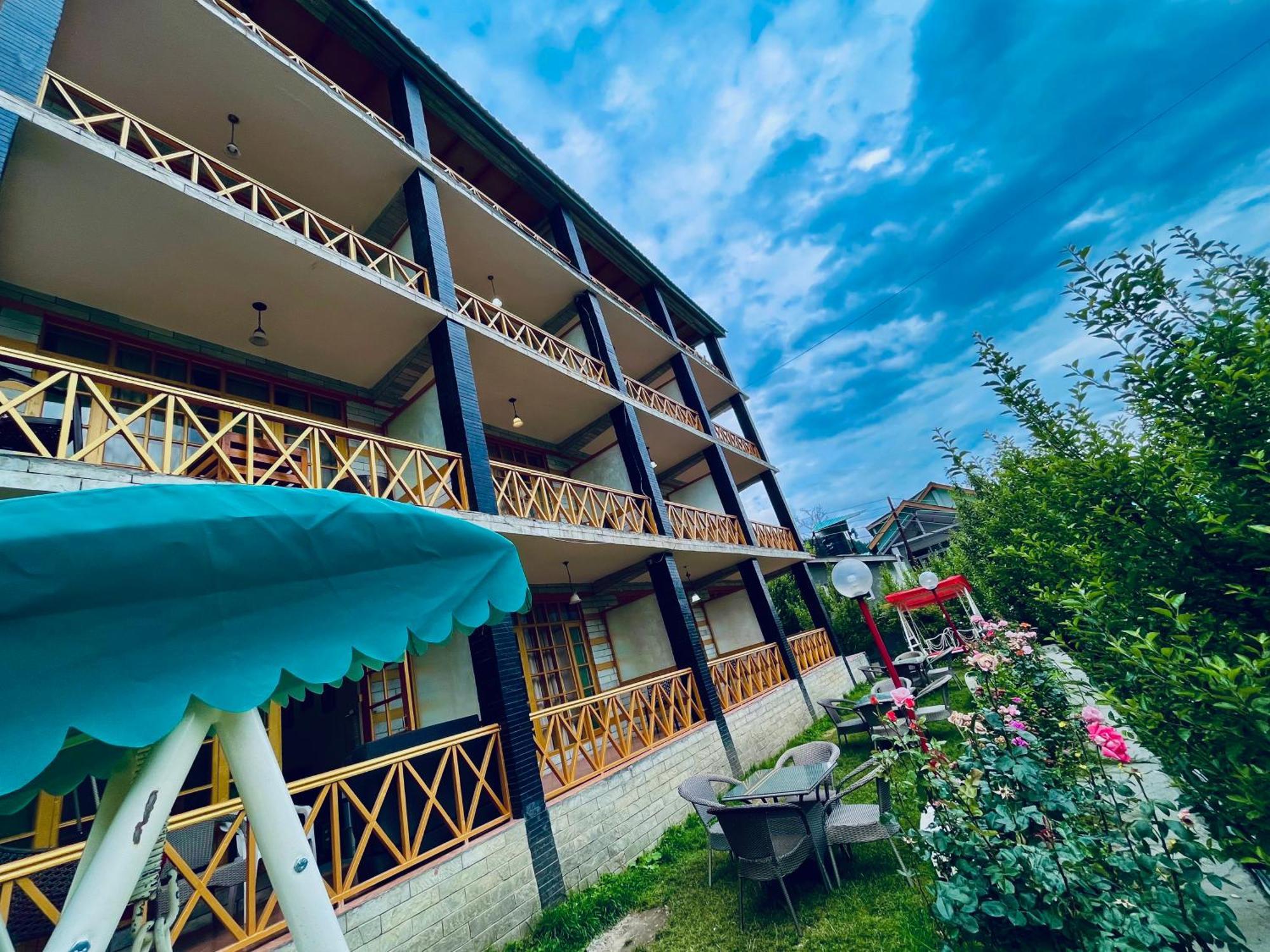 Naina Deventure Resort, Manali - Premium Rooms With Centrally Heated & Scenic View Εξωτερικό φωτογραφία