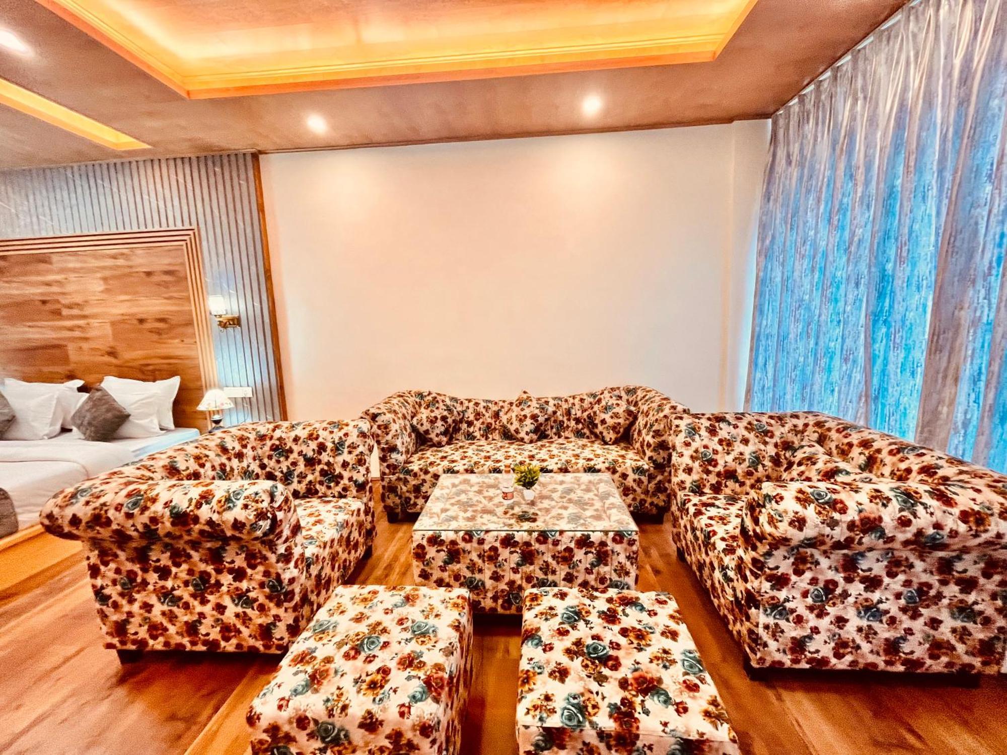 Naina Deventure Resort, Manali - Premium Rooms With Centrally Heated & Scenic View Εξωτερικό φωτογραφία