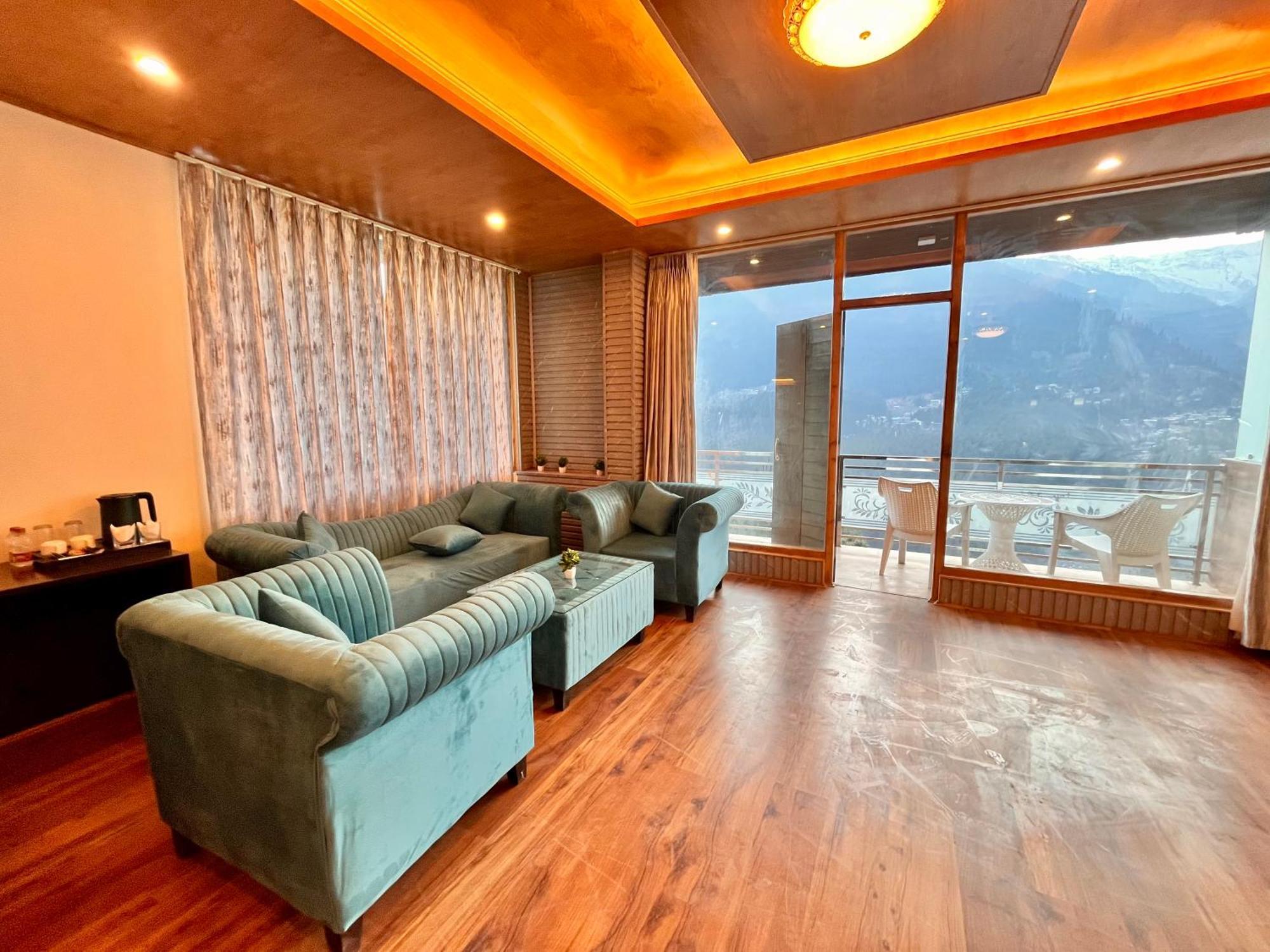 Naina Deventure Resort, Manali - Premium Rooms With Centrally Heated & Scenic View Εξωτερικό φωτογραφία
